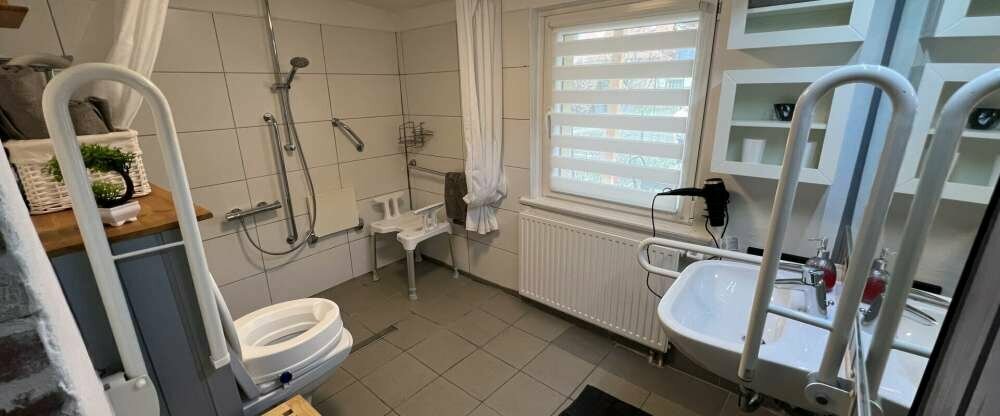 B1 – Barrierefreie Ferienwohnung im Harz - Badezimmer