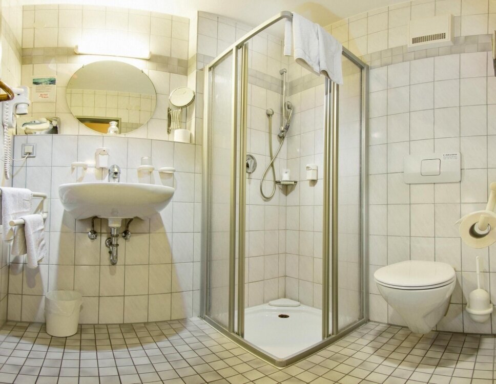 Bad Comfort Doppelzimmer, Quelle: Hotel Gasthof zum Ochsen