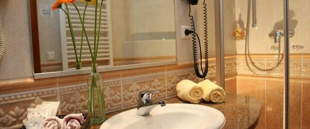 Bad Doppelzimmer Freiraum