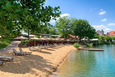 Badeinsel, Quelle: Seehotel Niedernberg - Das Dorf am See