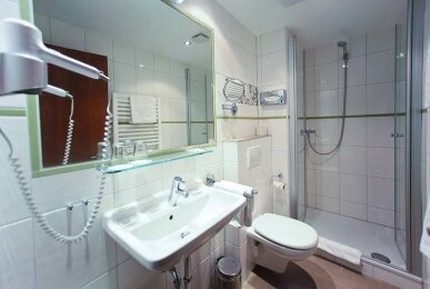 Badezimmer, Quelle: Hotel Lellmann