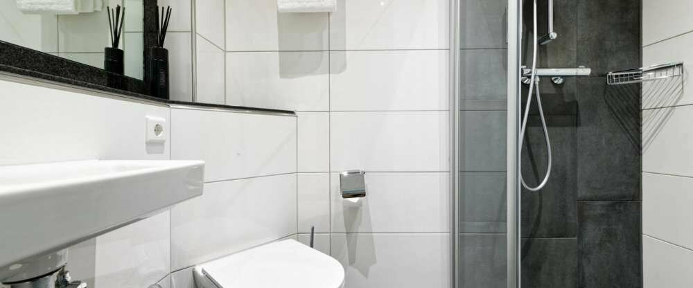 Badezimmer Basic Doppelzimmer