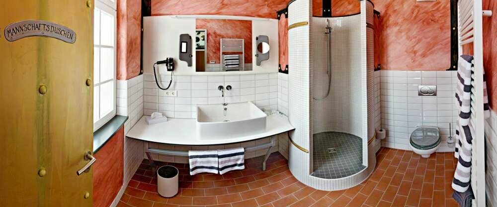 Badezimmer Themen-Zimmer *Werkstatt*