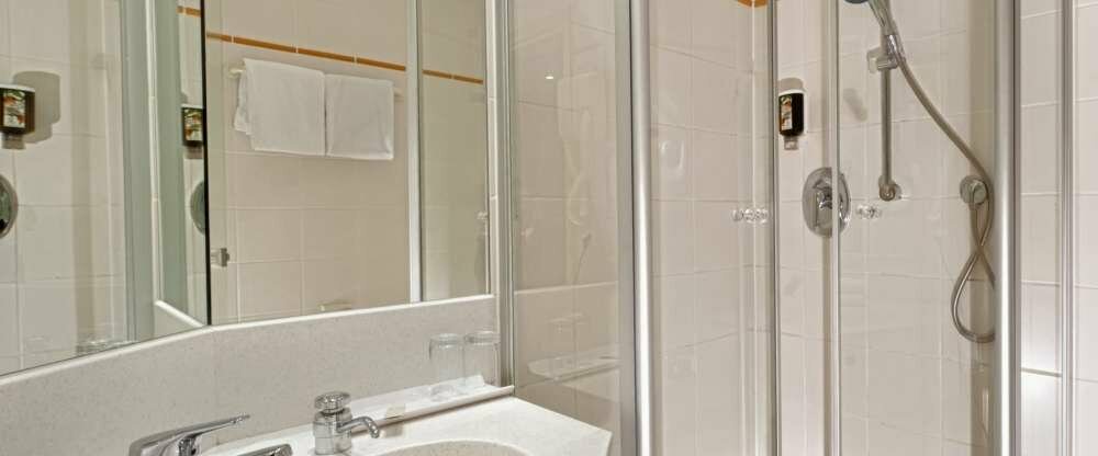 Badezimmer des Hotel Schloss Schweinsburg