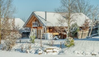 Bayern-Chalets - Hotel-Außenansicht