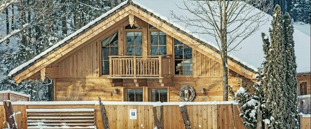 Bayern-Chalets - Hotel-Außenansicht