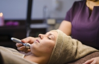 Microdermabrasion Behandlung 