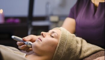 Microdermabrasion Behandlung