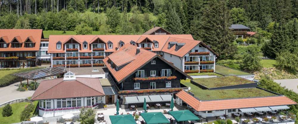 Berghotel Jaegerhof - Hotel-Außenansicht