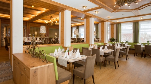 Berghotel Jaegerhof - Hotel-Außenansicht