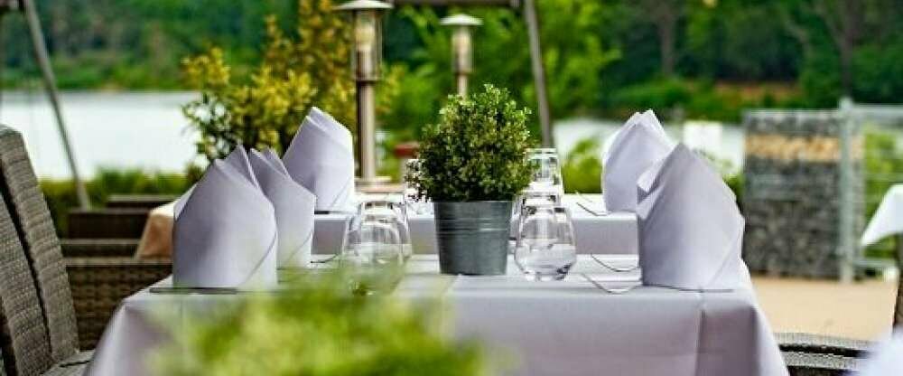 Bernstein Acamed Resort - Terrasse/Außenbereich