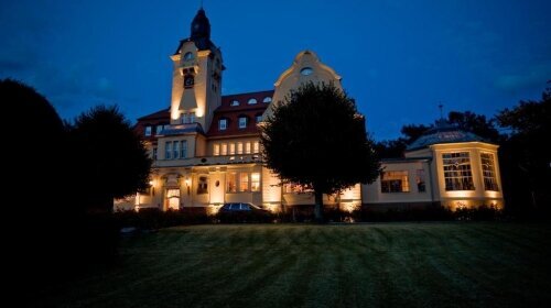 Bernsteinschloss - Hotel-Außenansicht
