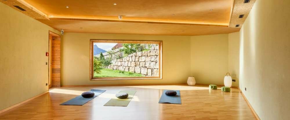 viel Platz für Gymnastik, Bewegung, Tank und Yoga