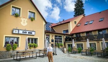 Bier Hotel Zlatá Kráva - Hotel-Außenansicht