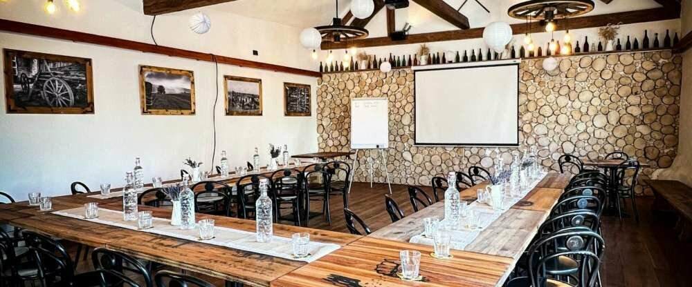 Bier Hotel Zlatá Kráva - Tagungsraum