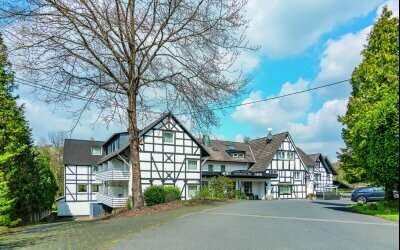 Bierenbacher Hof - Hotel-Außenansicht