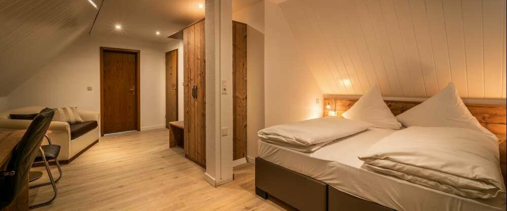 Bierenbacher Hof - 3 - oder 4-Bett-Zimmer