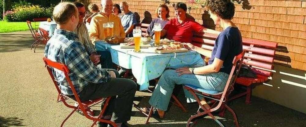 Biergarten im Hotel Lawine in Todtnau
