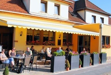 Biergarten, Quelle: Hotel Restaurant Laux
