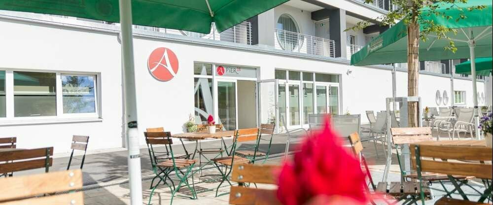 Biergarten des PIER 28