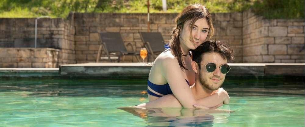 Bio-Naturschwimmbad mit reinem Quellwasser