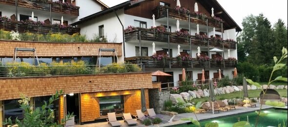 Biohotel Eggensberger**** - Hotel-Außenansicht, Quelle: Biohotel Eggensberger****