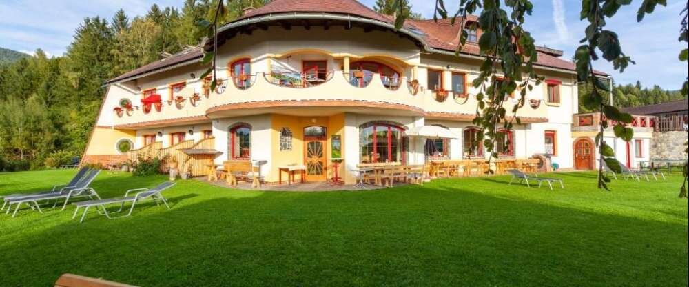 Biolandhaus Arche - Hotel-Außenansicht