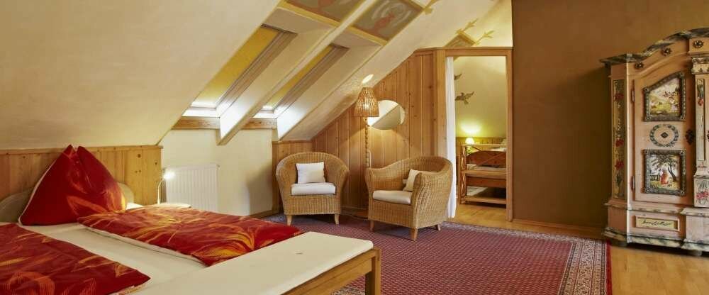 "Bionest I" - Familienzimmer im Lehmbaudachboden