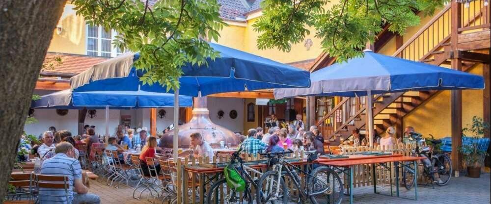 Brauerei-Gasthof Hotel Post - Terrasse/Außenbereich
