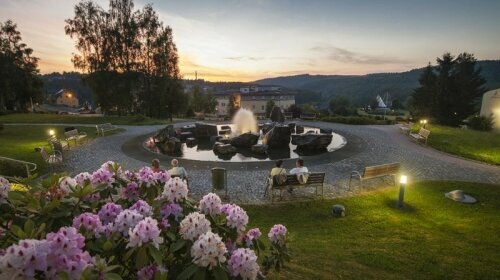 Musikbrunnen bei Sonnenuntergang