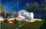 Übernachten Sie in einem transparenten Bubble TENT mit freiem Blick in den Sternenhimmel. In dem privaten und sichtgeschützten Wellness-Garten stehen Ihnen auf über 200qm ein Hot Tub, eine Sauna, eine Sonnenterrasse und eine praktische Outdoor-Küche zur V