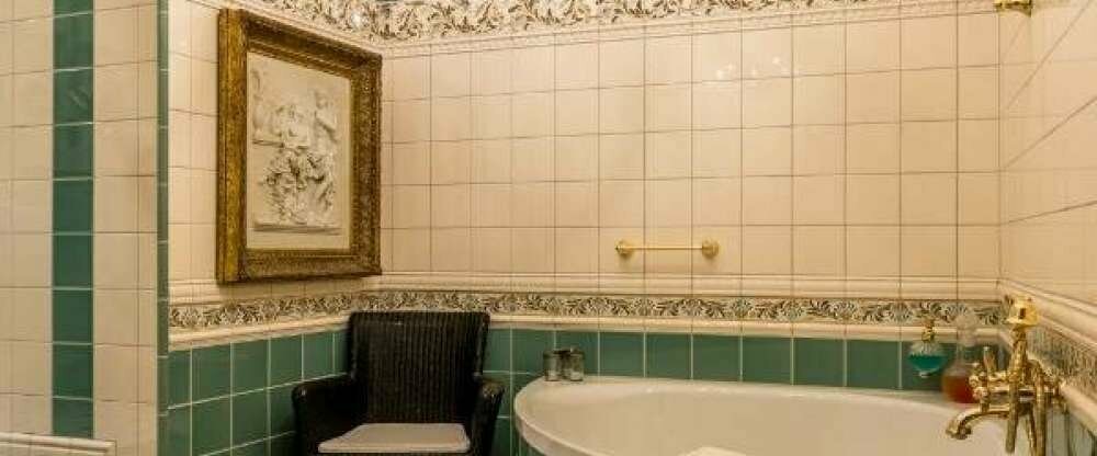 Burghotel "Auf Schönburg" - Badezimmer