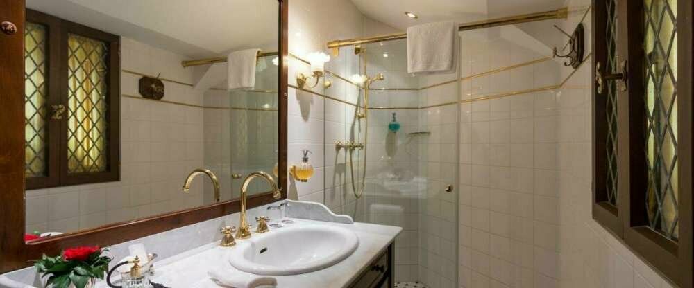 Burghotel "Auf Schönburg" - Badezimmer