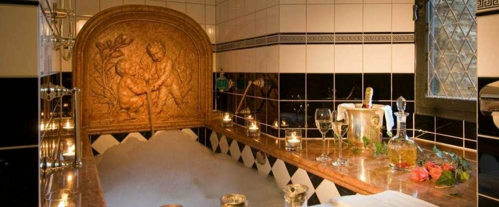 Burghotel "Auf Schönburg" - Badezimmer