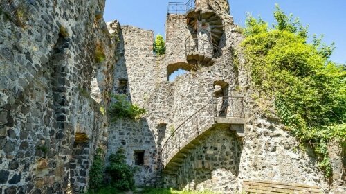 Burghotel Staufenberg - Hotel-Außenansicht