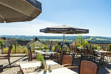 Array, Quelle: Burghotel Staufenberg