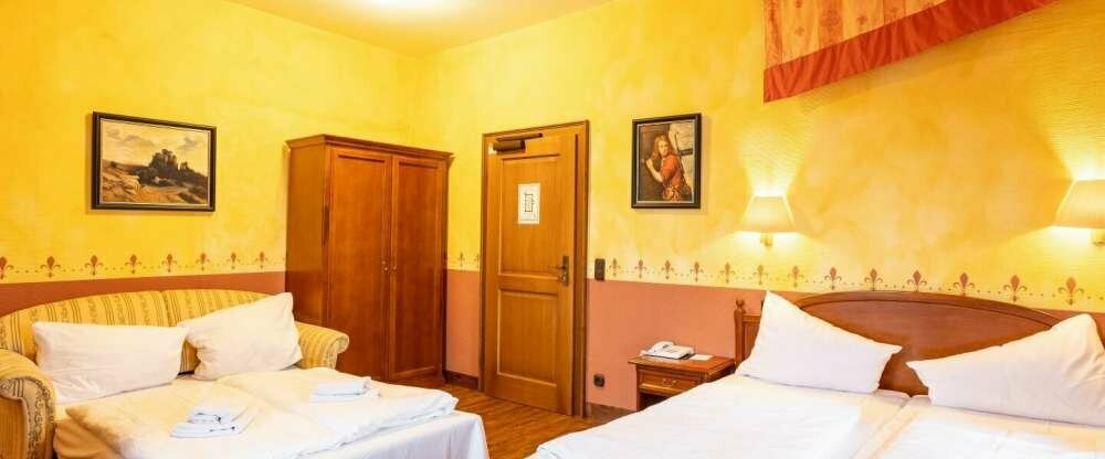 Burghotel Staufenberg - Zimmer