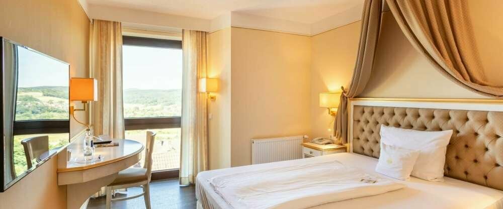 Burghotel Staufenberg - Zimmer
