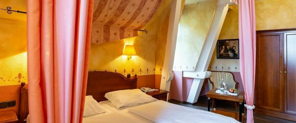 Burghotel Staufenberg - Zimmer