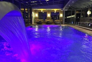 Cabrio-Hallenbad, Quelle: Wellness-und Landhotel Prinz- Romantik & Wellness