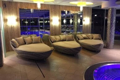Cabrio-Hallenbad, Quelle: Wellness-und Landhotel Prinz- Romantik & Wellness