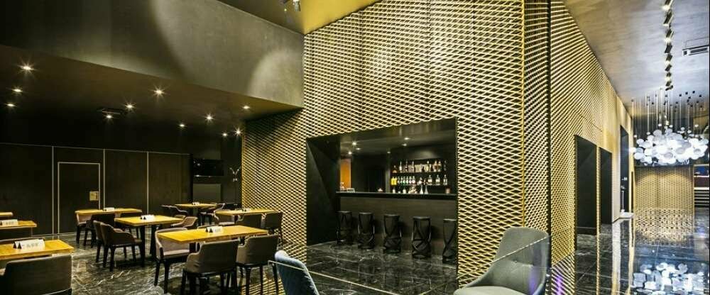 Café Imperial / Bar