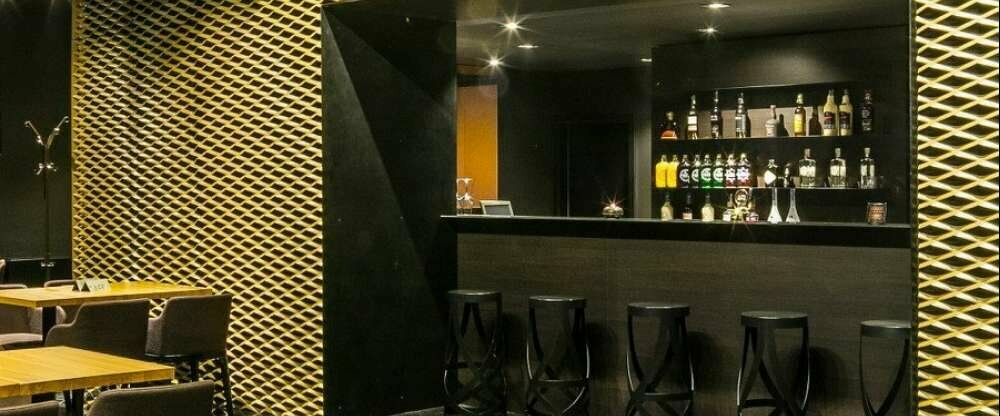 Café Imperial / Bar