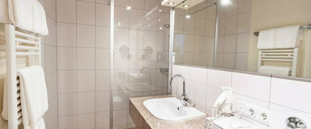 Das Wiesgauer- Badezimmer mit Dusche