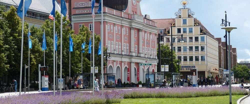 Das Hotel an der Stadthalle - Rostock Hbf - Hotel-Außenansicht