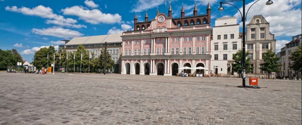Das Hotel an der Stadthalle - Rostock Hbf - Hotel-Außenansicht