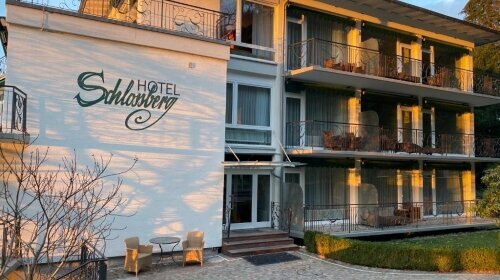 Das Schlossberg - Hotel im Park - Hotel-Außenansicht