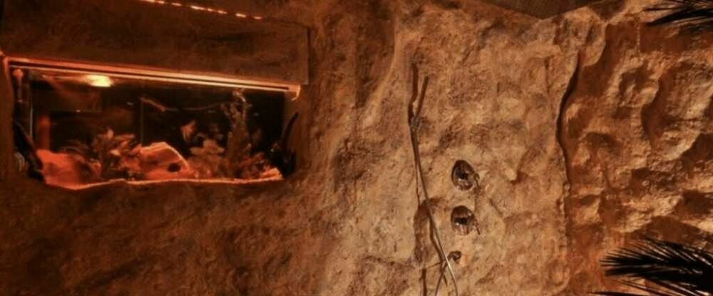 Die Regendusche in der Grotte 