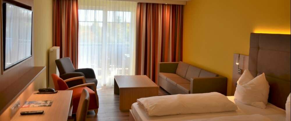 Premium-Zimmer mit Sitzecke und Balkon/Terrase 