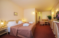 Deluxe Doppelzimmer für 2 Personen mit Deluxe Ausstattung.